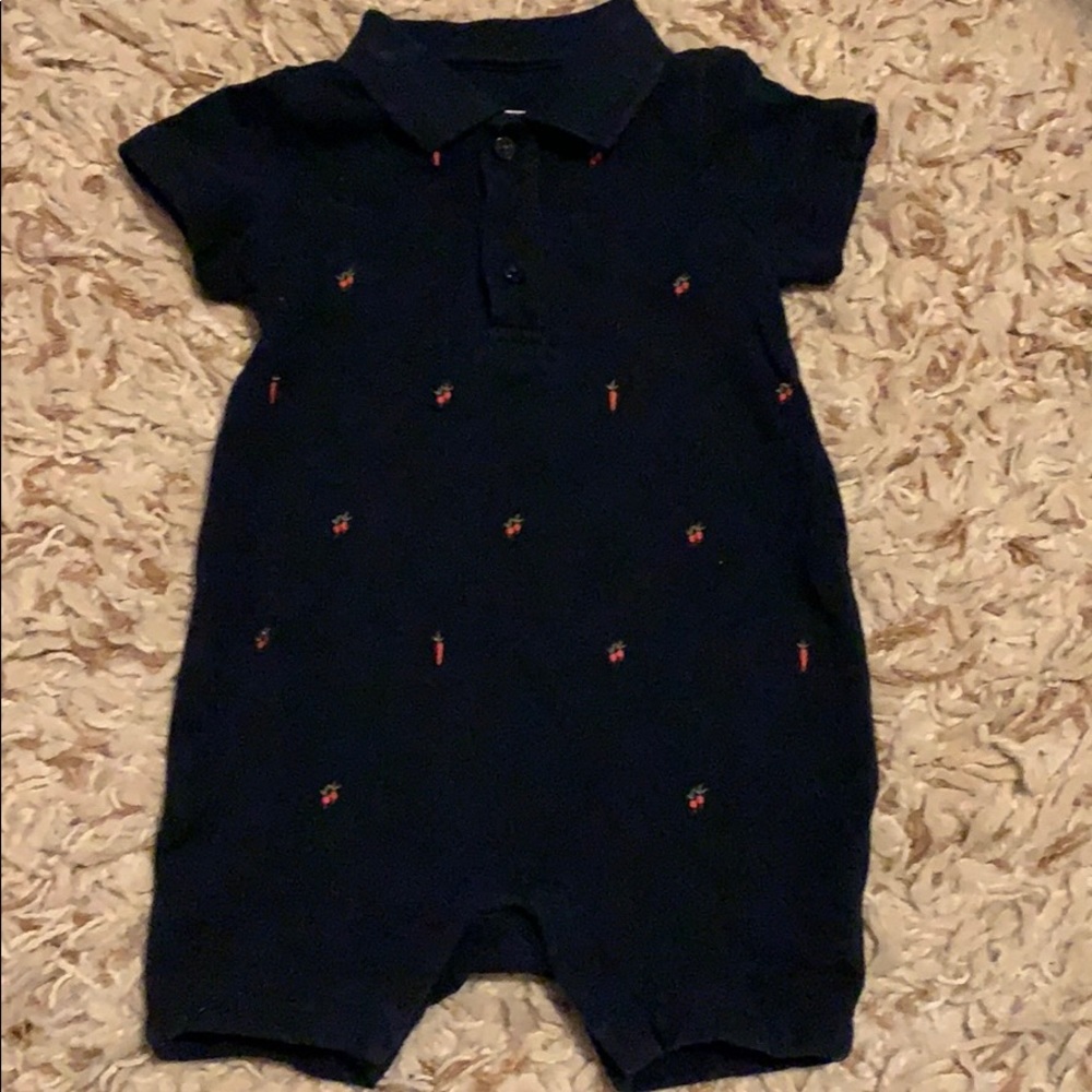 Baby Gap One piece short set. Size 6-12 months